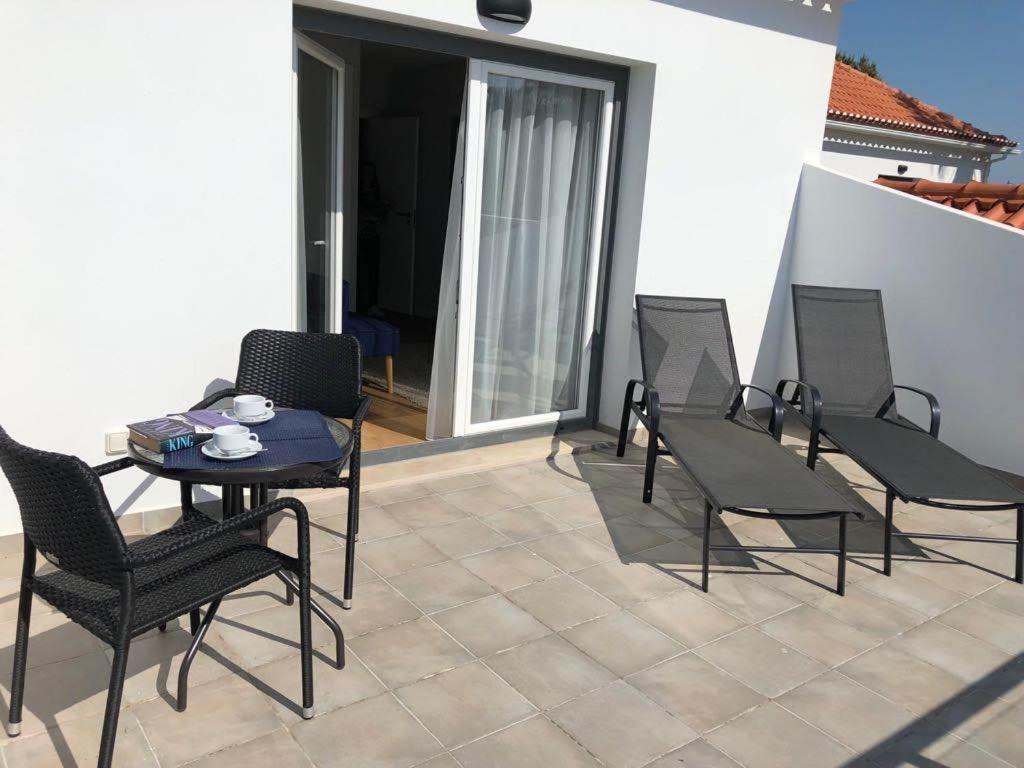 Silver Seahorse Garden Retreat Atouguia Da Baleia Exterior photo